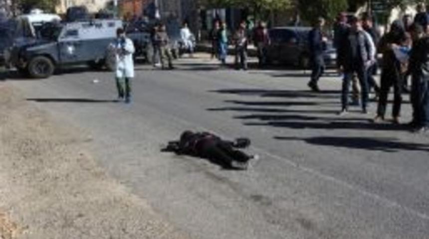 Diyarbakır'da Suikast Hazırlığındaki Kadın Pkk'lı &Ouml;l&uuml; Ele Ge&ccedil;ti