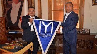 Başkan Yağcı’ya Karakeçili Yörükler Türkmenler Derneği’nden Ziyaret