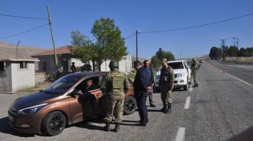 Kaymakam Yol Kontrol Ve Arama Noktalarını Denetledi