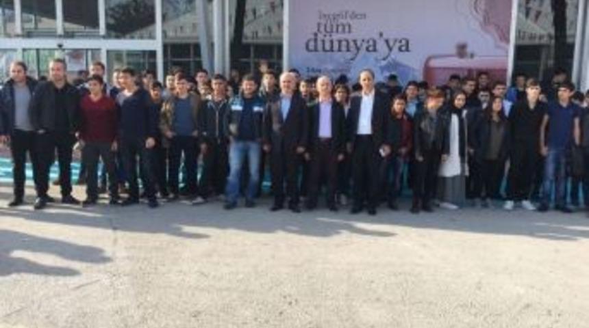 Sakarya Mobilya Sekt&ouml;r&uuml; İneg&ouml;l Fuarındaydı