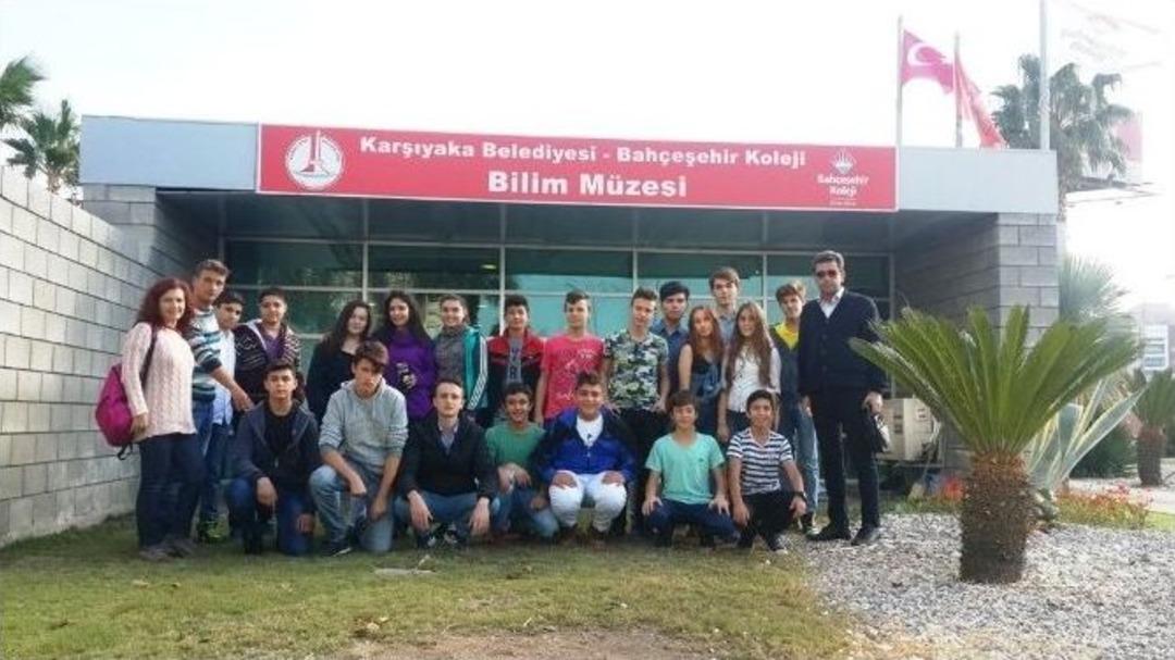 Denizcilerin İzmir &Ccedil;ıkartması