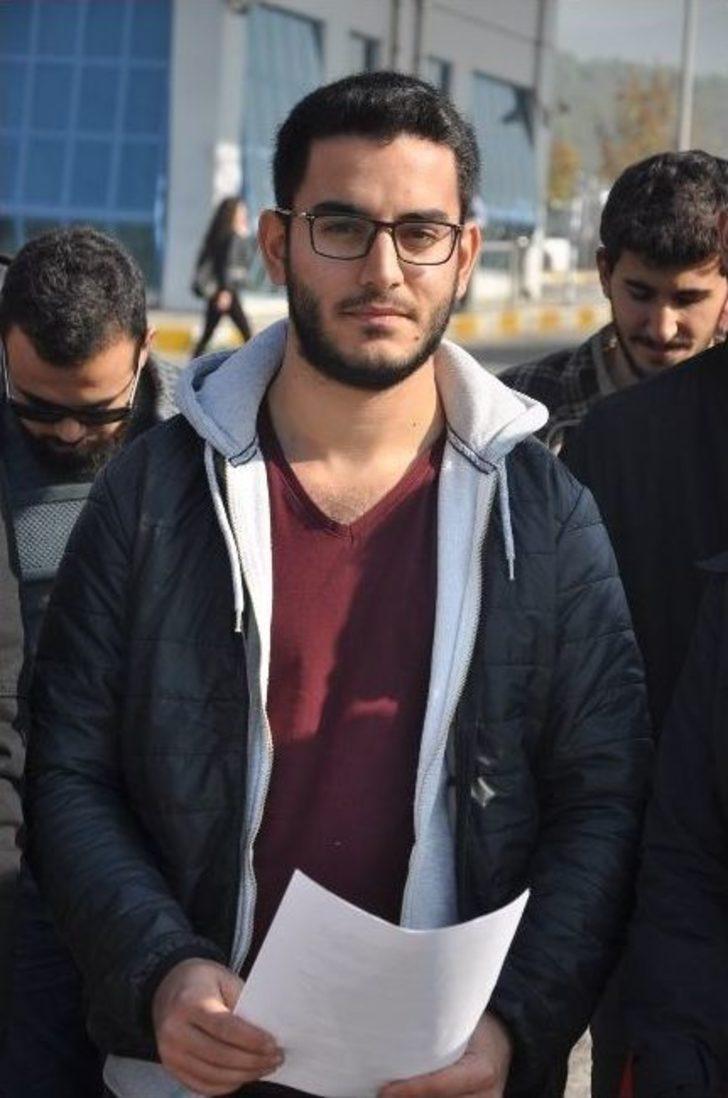 Kampüse Giriş Öğrenciye Paralı, Öğretim Üyeleri Ve İdari Personele Bedava G1