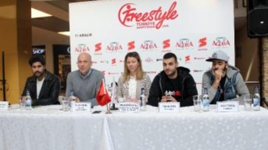 Freestyle Futbol T&uuml;rkiye Şampiyonası İzmir&rsquo;de Yapılacak