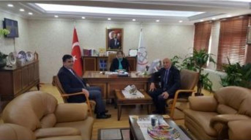 Başkan Yal&ccedil;ın&rsquo;dan İl Milli Eğitim M&uuml;d&uuml;r&uuml; Durmuş&rsquo;a &Ouml;ğretmenler G&uuml;n&uuml; Ziyareti