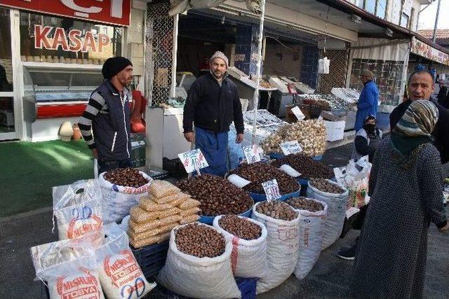 Yozgat’ta Köylü Pazarı Esnafı ‘kapalı Pazar’ Heyecanı Yaşıyor