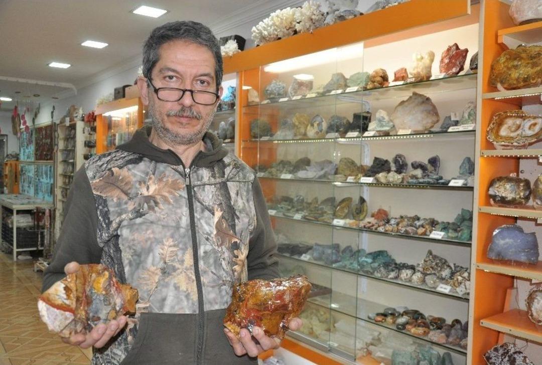 T&uuml;rkiye&rsquo;de Yarı Değerli Mineralli Taşların Kıymeti Bilinmiyor