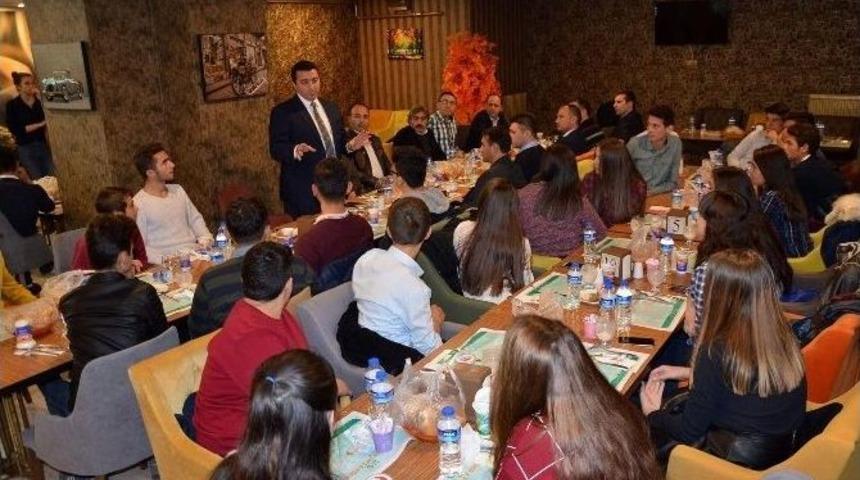 Başkan Bakıcı &Ouml;ğrencilerle Bir Araya Geldi