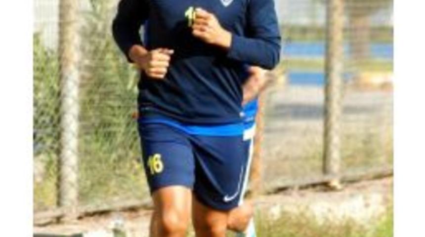 Bucaspor'da Emre'den B&uuml;y&uuml;k Fedakarlık