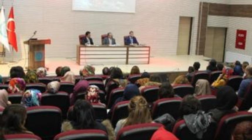 Bitlis Eren &Uuml;niversitesi&rsquo;nde &ldquo;hoca Ahmet Yesevi&rsquo;yi Anlamak&rdquo; Paneli