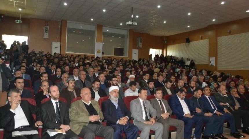 Dü’de Oryantalizm Konulu Konferans Verildi