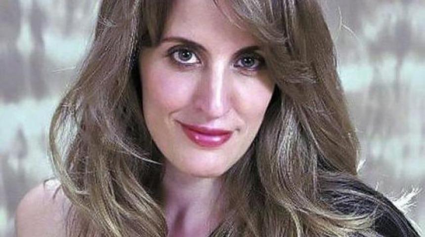 &Ouml;lmek i&ccedil;in konseri bekledi