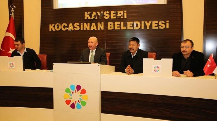 &Ccedil;olakbayrakdar, &Ccedil;ift&ccedil;ilerin İsteğini Geri &Ccedil;evirmedi