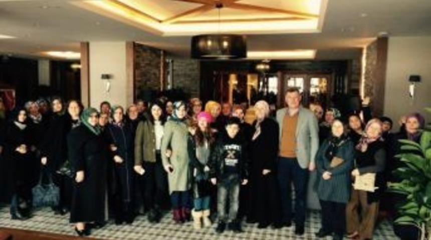 Vezirhanlı Kadınlar Başkan Duymuş&rsquo;la Bursa&rsquo;da Gezdi
