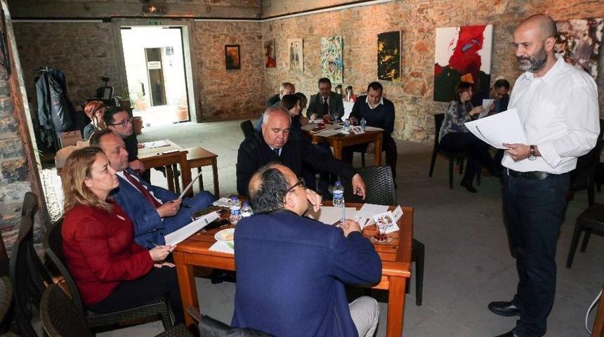 Bodrum Belediyesi M&uuml;d&uuml;rlerine Y&ouml;netişim Semineri