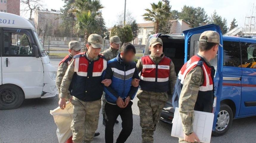 T&uuml;t&uuml;n Hırsızı Olduğu İddia Edilen Şahıs Yakalandı