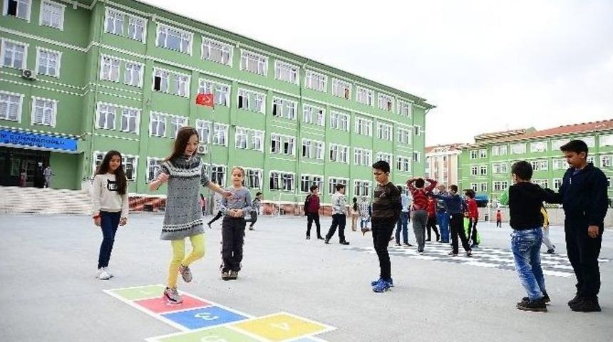 Nostalji Olan &Ccedil;ocuk Oyunları, Okul Bah&ccedil;elerine Neşe Katıyor