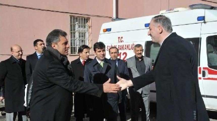 Y&uuml;ksekova Kaymakamı &Ccedil;enet'ten Yılmaz Erdoğan'a &Ccedil;ağrı