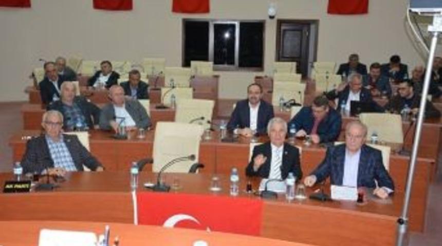 Isparta&rsquo;nın B&uuml;t&ccedil;esi Meclis&rsquo;ten Ge&ccedil;ti