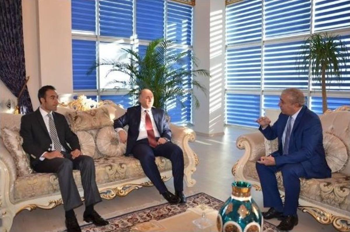 Vali Azizoğlu&rsquo;ndan &Ccedil;at Belediyesi&rsquo;ne Tam Not...