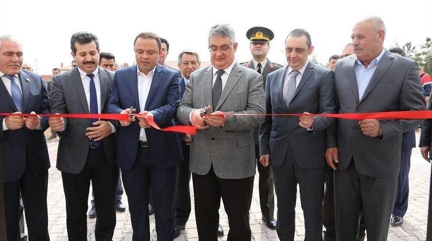 Eskil İl&ccedil;esi K&ouml;kez K&ouml;y&uuml;nde K&ouml;y Konağı T&ouml;renle A&ccedil;ıldı