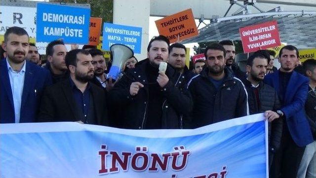 Üniversite Öğrencilerinden ‘demokrasi Eylemi’