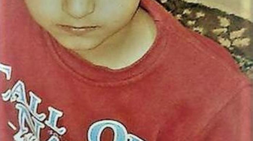 Oğlunun &Ouml;ld&uuml;ğ&uuml; Kaza Yerine Giden Anne G&ouml;zyaşı D&ouml;kt&uuml;