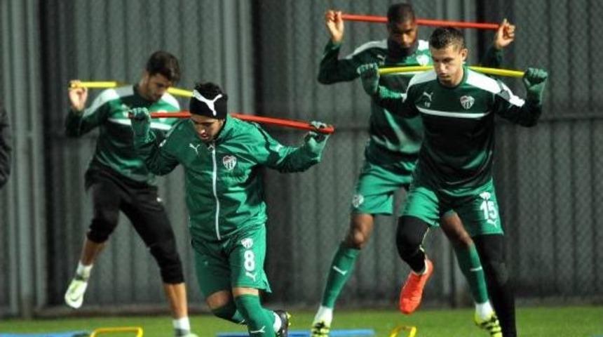 Bursaspor&rsquo;Da Galatasaray Hazırlıkları S&uuml;r&uuml;yor