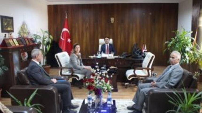 Vali Aktaş, Defterdarlığı Ziyaret Etti