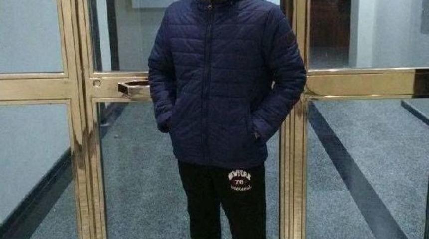 Gen&ccedil; Aş&ccedil;ı Uykusunda Tabancayla &Ouml;ld&uuml;r&uuml;ld&uuml;