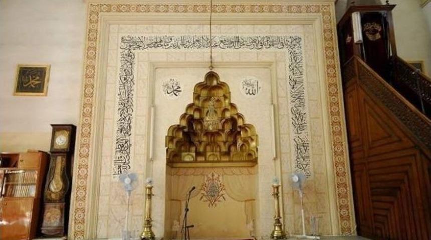 648 Yıllık Camiden Tarihi Saat G&ouml;z G&ouml;re &Ccedil;alındı