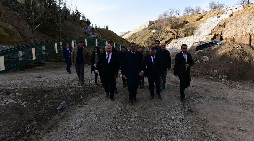 İspendere İ&ccedil;melerinde &Ccedil;alışmalar Yoğun Tempoda Devam Ediyor