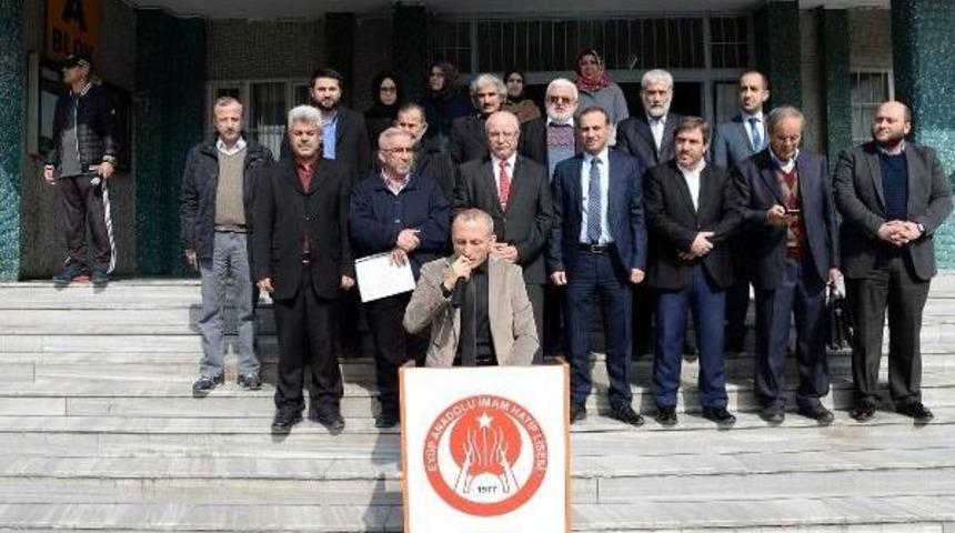 Kız İmam Hatip Lisesi'nde Ders Arası '28 Şubat' Protestosu