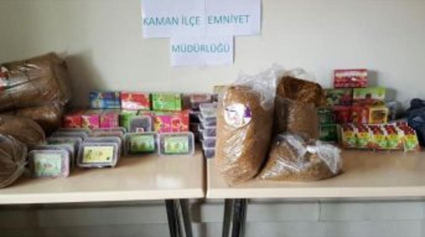 Kaman Emniyetinden Ka&ccedil;ak T&uuml;t&uuml;n Ve Nargile Operasyonu