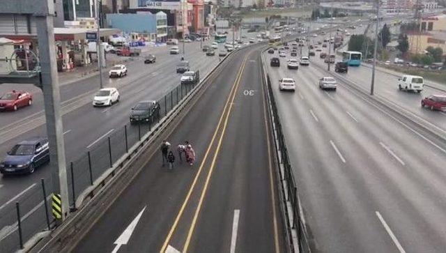 (&ouml;zel Haber) Otoyola Atlayan Suriyeli &Ccedil;ocuklar &Ouml;l&uuml;me Davetiye &Ccedil;ıkardı 2