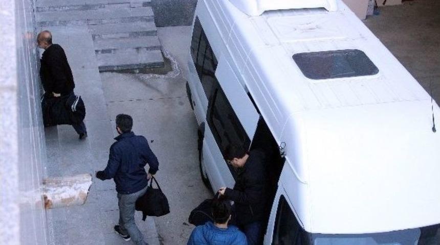 Fetö Operasyonlarında 11 Şahıs Adliyeye Sevk Edildi