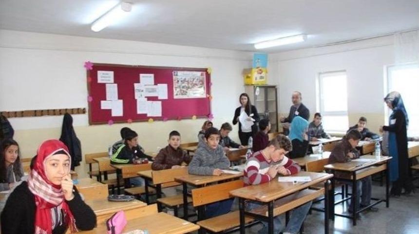 Oltu&rsquo;da 475 &Ouml;ğrenci Teog Sınavında Ter D&ouml;kt&uuml;