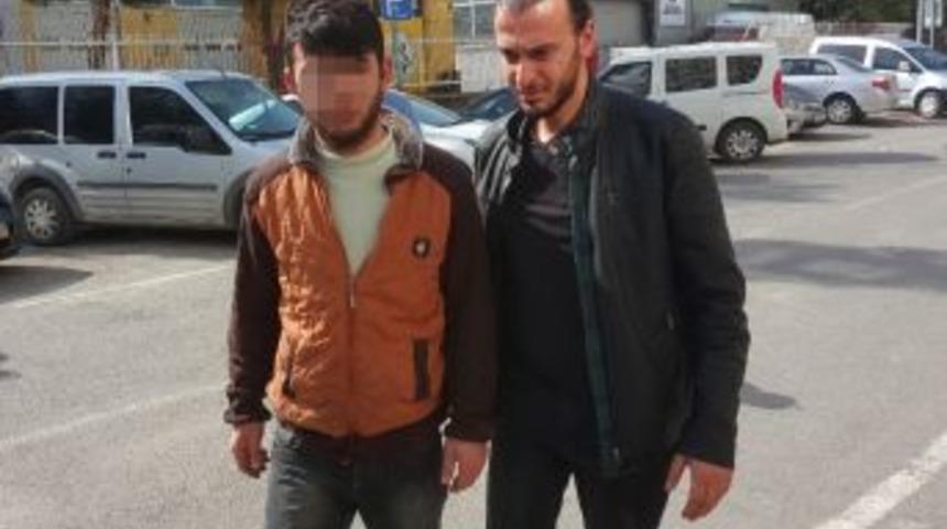 İstanbul&rsquo;dan Getirdikleri Yarım Kilo Bonzai İle Yakalandılar