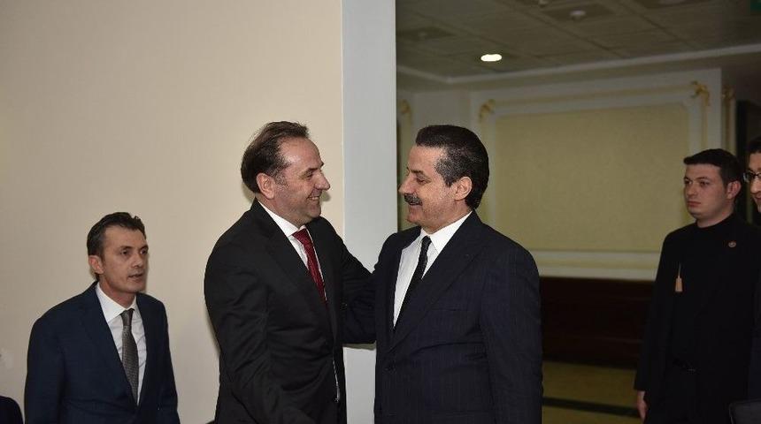 Bakan Faruk &Ccedil;elik: &ldquo;hedefimiz 1 Milyar Doları Yakalamak&rdquo;