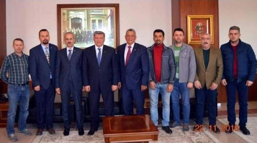 Aydınlı Marangozlardan Emniyet M&uuml;d&uuml;r&uuml; Baştuğ&rsquo;a Ziyaret