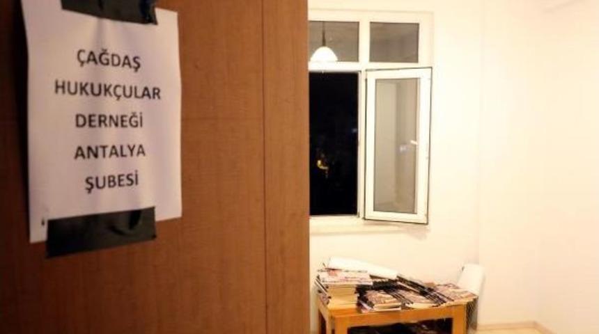 &Ccedil;hd Antalya Şubesi 7 Saatte M&uuml;h&uuml;rlenemedi