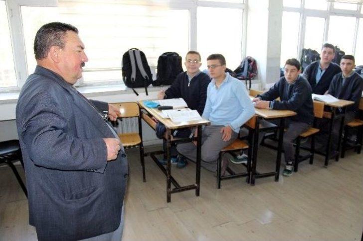 (özel Haber) Öğrencisi Müdürü Oldu G2