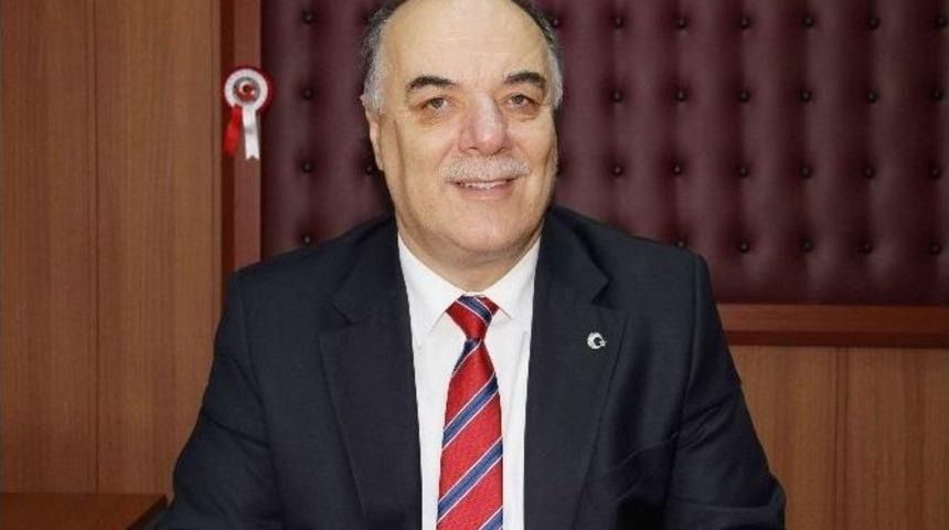 Veliler Dışarıda &Ouml;ğrenciler Sınav Salonunda Ter D&ouml;kt&uuml;