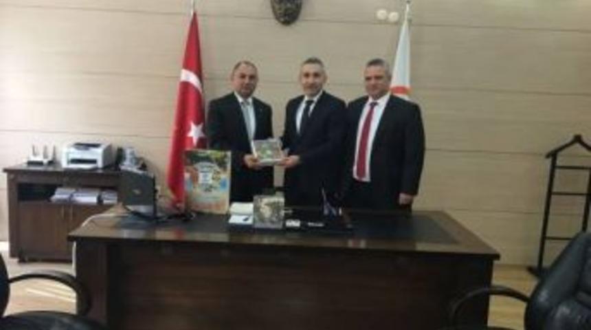 Salihli &Uuml;z&uuml;m&uuml; Masaya Yatırıldı