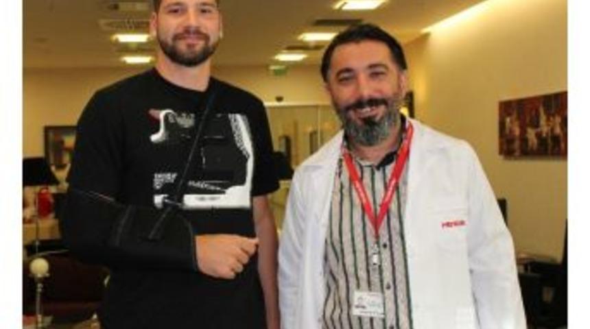 Hazırlık Ma&ccedil;larında Sakatlanan Antalyaspor&rsquo;u Basketbolcu Play Off Ma&ccedil;larına Yetişecek