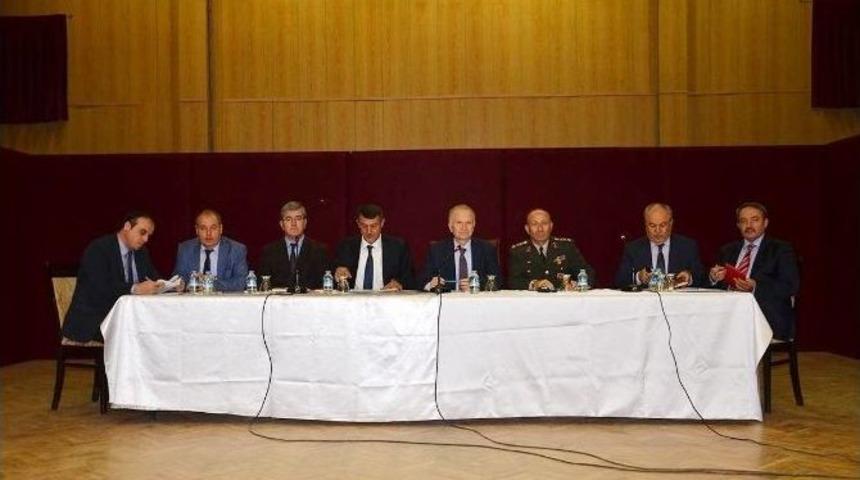 Tekirdağ Valisi Ceylan, Muhtarlarla Bir Araya Geldi