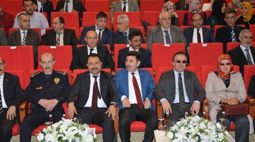Belediye Başkan Yardımcısı &Ouml;zdemir &ldquo;okumak Yenilenmektir&rdquo; Projesinin Tanıtımına Katıldı