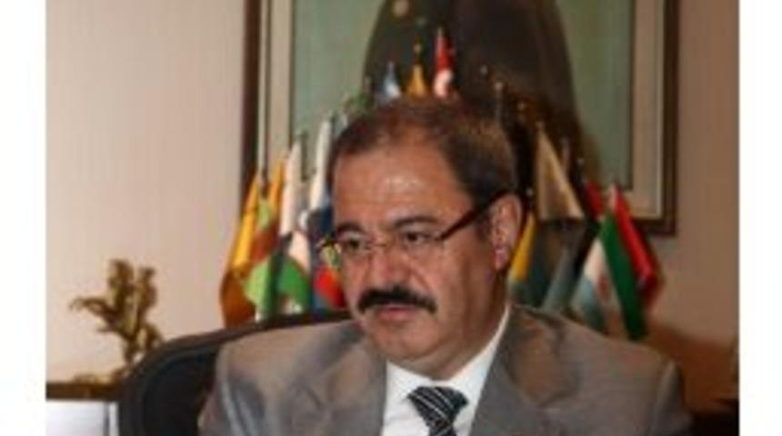 Konukoğlu &Ouml;ğretmenler G&uuml;n&uuml;n&uuml; Kutladı