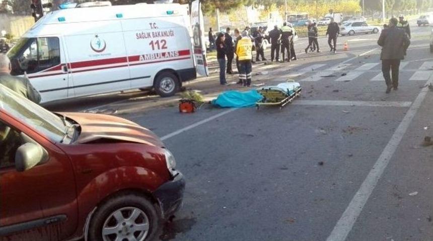 Kahramanmaraş&rsquo;ta Trafik Kazası: 2 &Ouml;l&uuml;, 1 Yaralı
