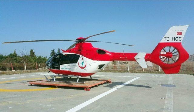 Ambulans Helikopterler 3 Günlük Bebek İçin Havalandı