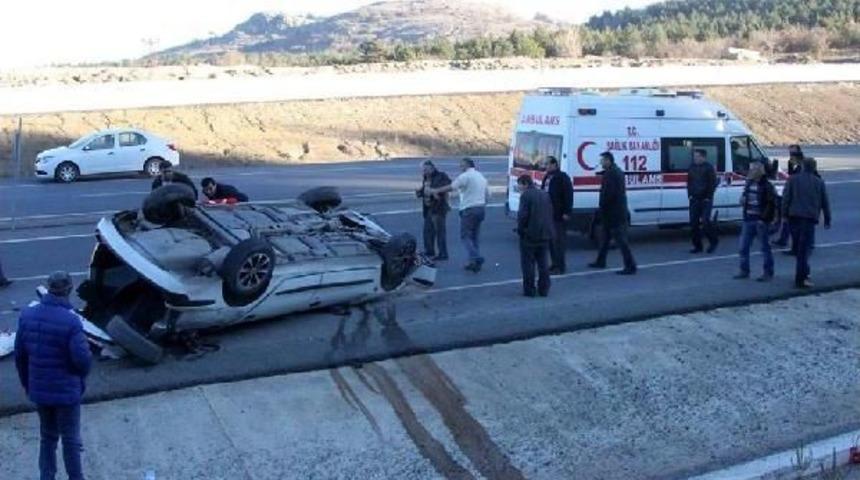 Kastamonu'da Otomobil Devrildi: 5 Yaralı